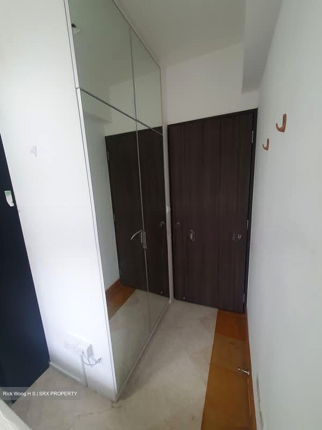 Emerald Garden (D1), Condominium #585952041